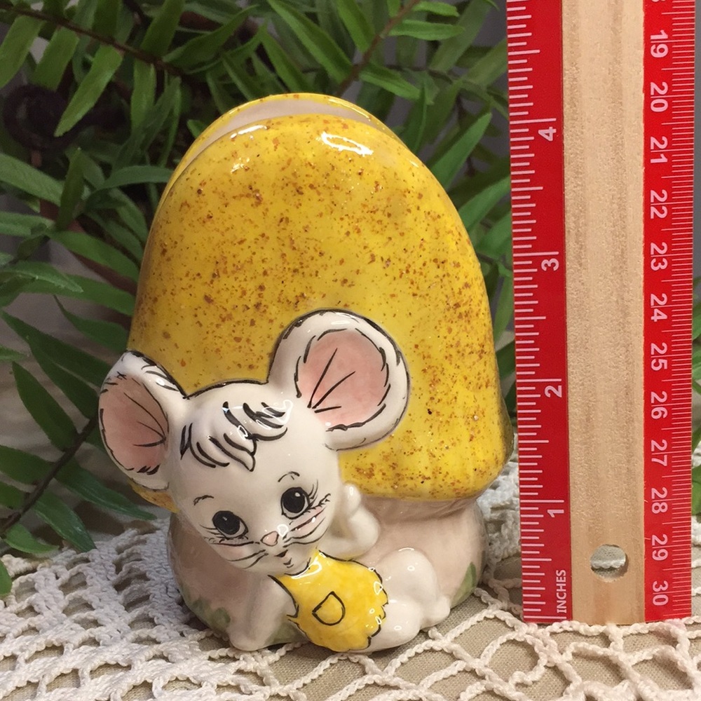 Vintage Mouse And Mushroom Napkin Holder Hand Painted 1983 - Picture 10 of 12